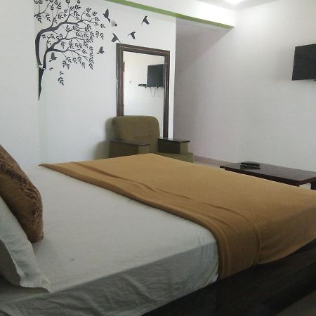 Sairam Residency Hotell Tirupati Eksteriør bilde