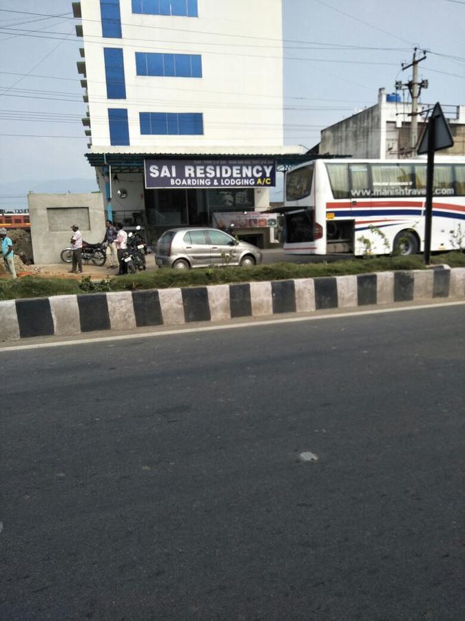 Sairam Residency Hotell Tirupati Eksteriør bilde