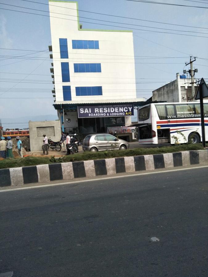 Sairam Residency Hotell Tirupati Eksteriør bilde
